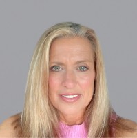 Credit Service Company Inc Employee Jenifer Clark's profile photo