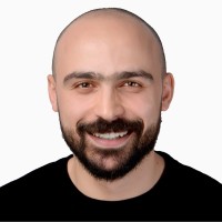 Eslam Essam Email