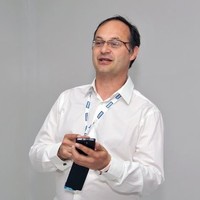 Yves Ackermann Email