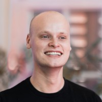 Thijmen van Den Hoek Email