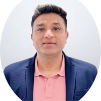 Standard Chartered Bank Employee Vikram Gupta's profile photo
