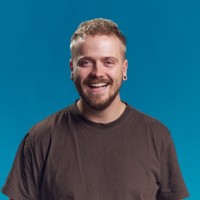 Thomas Gladiné Email