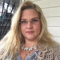 Visionworks of America Employee Michelle Buster-Gouda's profile photo