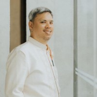 Douglas Yu Email & Phone Number