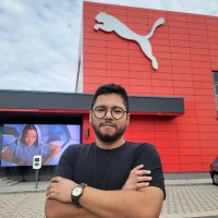 John Briceño Saavedra Email