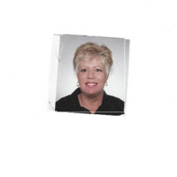StrataCare Employee Lori Dubois's profile photo
