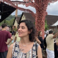 Digital Republic Employee Larissa Perinoto's profile photo