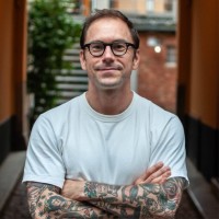 Fredrik Holm Email