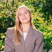 Anja Nitschke Email