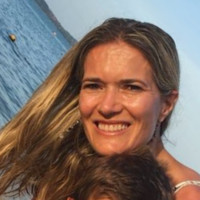 Sandy de Schaetzen Email