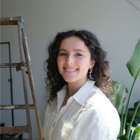 Lucky Break Public Relations Employee Izzy Berrent's profile photo