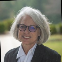 Holly Andersen Email & Phone Number