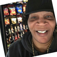Vending Solutions Employee Trelle McDade's profile photo