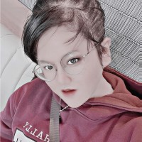 Ngọc Thạch Email