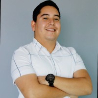 Roberto Islas Email