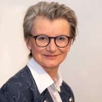 Doris Bauer Email