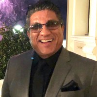 AI coding X Employee Julio Valencia's profile photo