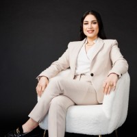 Ayda Badri Email