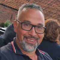 Peter van Vuuren Email