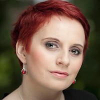 Anna Muzyka Email
