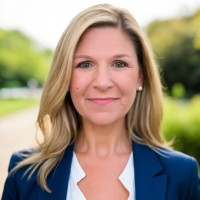 Lauren Peeples Email & Phone Number