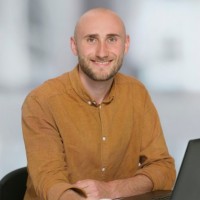 Simon Hansen Email