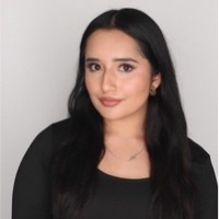 R Communications, LLC Employee Dairine Flores's profile photo