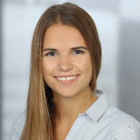 Laura Mössinger Email