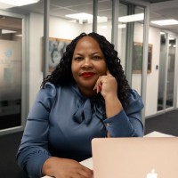 Universal Healthcare (Pty) Ltd. Employee Thandiwe Ntlebi's profile photo