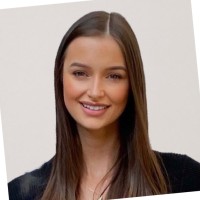Sophie Lee Email