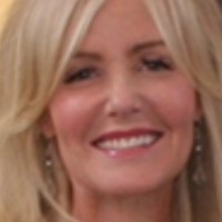 HireLiving, Inc. Employee Lynne Mapel's profile photo