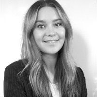 Alexandra Lidnert Email