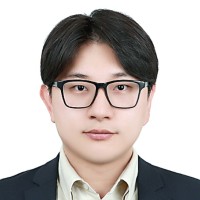 수민 정 Email