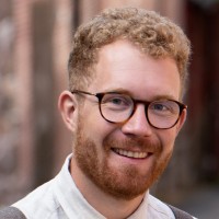 Henrik Hellström Email