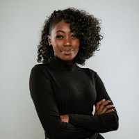 Julie's Realty, LLC Employee Dominique G.'s profile photo