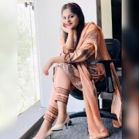 Hamna Shafique Email