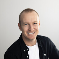Kris Hassett Email & Phone Number