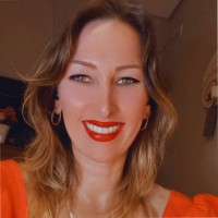 Cassiana Simchak Email & Phone Number
