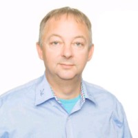 Rúni Berg Email