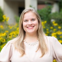 Lauren Knapp Email & Phone Number