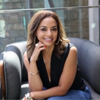 Field Verified Employee Lisa Corrales's profile photo