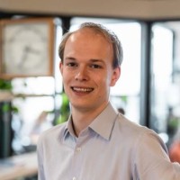 Lars Middel Email