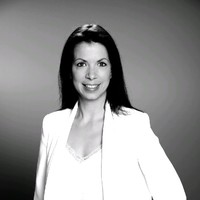 Elise Meyniel Email