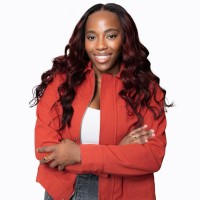 Boardroom Employee Vinciane Ngomsi's profile photo