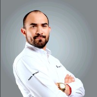 Dámaso Oyervides Email