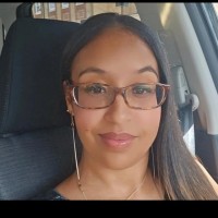 Elisa Muniz Email