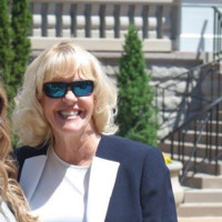Brilliant Management Inc. Employee Debra Gray's profile photo