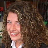 Laëticia Schoonejans Email
