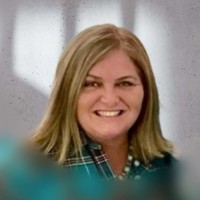 ICAN Employee Julie Lillig's profile photo