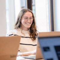 mozzeno Employee Laura Georges's profile photo